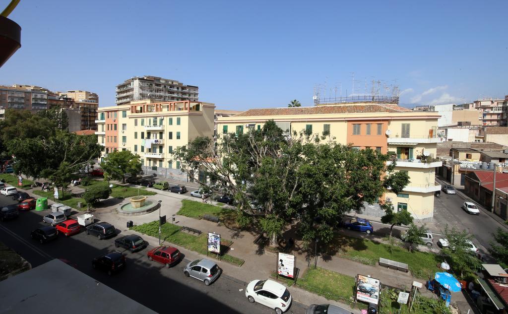 Апартаменти Catania Wonderful Etnaview Екстер'єр фото